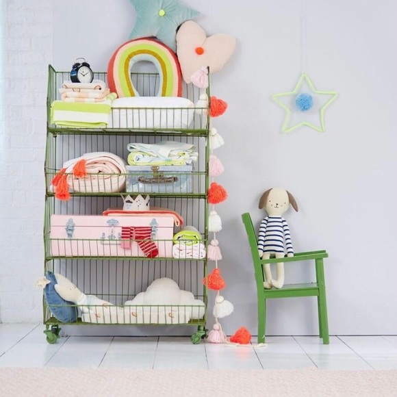 Meri Meri Hanging Star with Pom Pom - Picture 1 of 2